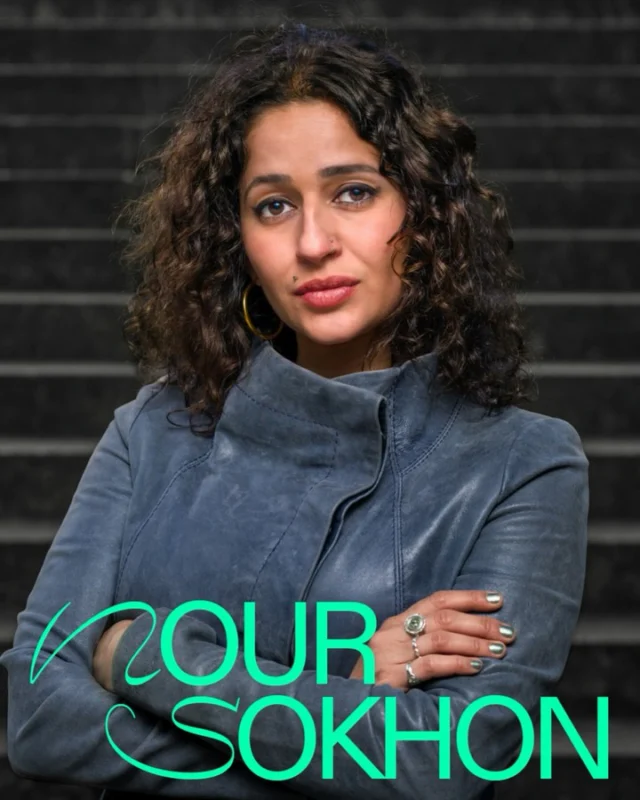 Nour Sokhon (LB) performs on DAY 2 — July 3 / 20:00 at Mapping Sounds in Exile Festival

Nour Sokhon is a Lebanese artist based in Berlin whose practice explores artistic research through interviews, field recordings, and site-specific interventions. Her work takes shape as sound compositions, performances, installations, and moving image pieces. She received the Emerging Artist Prize from the Sursock Museum in 2019 and the Sound Art scholarship from HBK in 2020. Her debut album Beirut Birds was released in 2024 with support from AFAC. Sokhon has presented her work at international festivals such as Punkt, Gaudeamus, and Biennale d’Aix, and in institutions including SAVVY Contemporary, Henie Onstad Kunstsenter, and Beirut Art Center.

“If it’s okay I prefer to make it as a comment on home rather than exile. The sounds that I take with me keep me connected to home. Listening to a field recording or a soundscape allows me to travel back in time. We are in a state of constant growth and transformation, yet sometimes when I listen back to a composition, I almost forget it was made because of the way it came out, as the process isn’t very linear.”

🎧 Soundtrack: Nour Sokhon – To be in between, in the moment (excerpt)

 🎶 Presented by Goethe-Institut im Exil & Berlin School of Sound
 💥 Funded by Musicboard Berlin GmbH @musicboardberlin 
 📰 Media partner: @taz.die_tageszeitung 

📸 @jerzy.goliszewski 

@goethe_institut_im_exil 
@acudmachtneu 
@noursokhon 

#noursokhon #mappingsoundsinexile #lebaneseartist #soundart #experimentalmusic #diasporavoices #berlinmusicscene #womeninsound #fieldrecordings #identityandhome #soundasmemory #exilenarratives