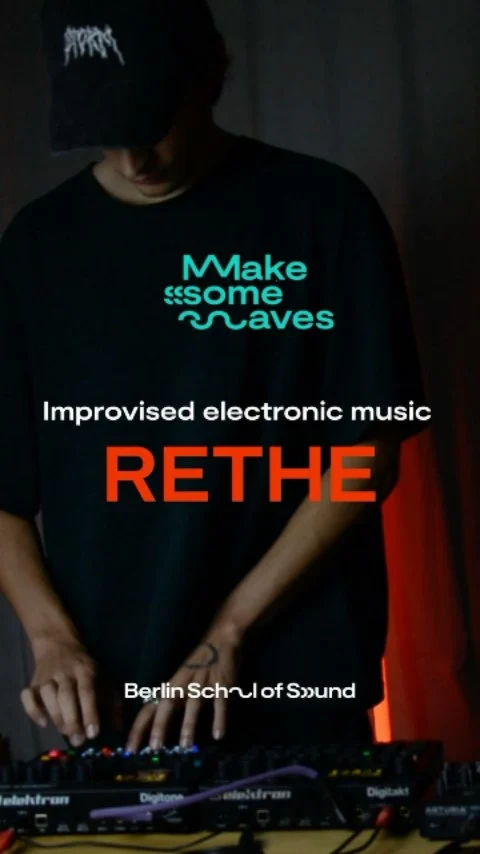Berlin School of Sound - Live session vol.1 feat.RETHE [improvised electronic music] Join us for the first episode of our Live Session series featuring RETHE performing an exclusive improvised electronic music set at Berlin School of Sound.

RETHE brings his signature blend of electronic experimentation and live performance techniques, showcasing the creative possibilities of modern music production and performance.

Upcoming with RETHE at Berlin School of Sound:
🎛️ FROM ZERO TO HERO Workshop Series
25.10.2025 - FULL ELEKTRON WORKSHOP - From Zero to Hero
📚 Winter Course "MAKE SOME WAVES"
Week 3: Expanded DJing Techniques

Experience the intersection of education and artistry at Berlin School of Sound, where we bridge the gap between learning and performing.
#BerlinSchoolOfSound #RETHE #ElectronicMusic #LiveSession #ImprovisedMusic #MusicEducation #Berlin #FromZeroToHero #MakeSomeWaves